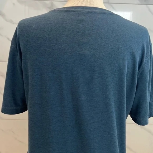 Vuori Men's Short Sleeve Tee - Dark Blue - Picture 3 of 8